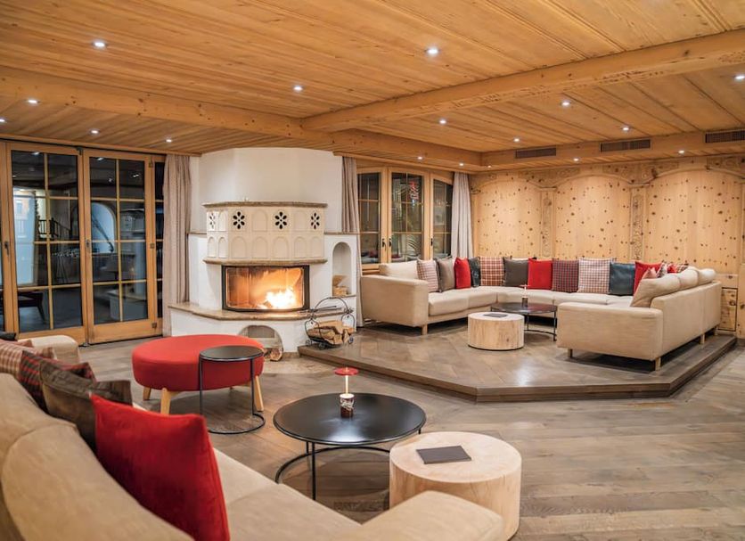 Lounge Photo