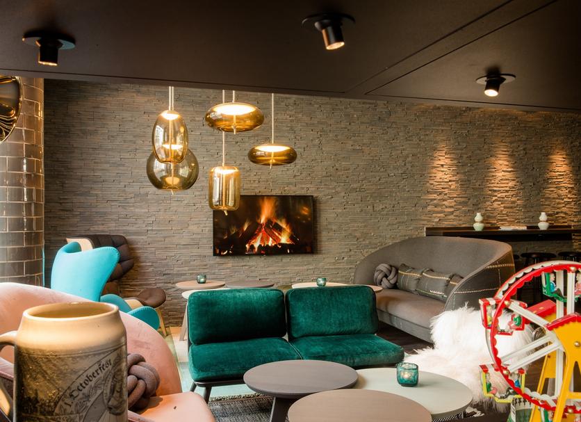 Lounge Photo
