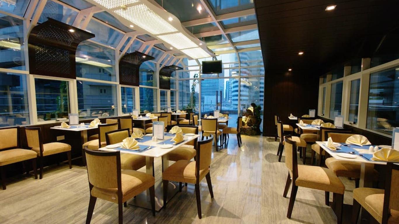 Gulf Oasis Hotel Apartments