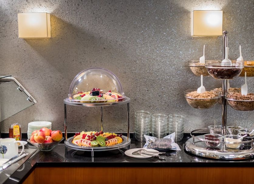 Buffet Photo