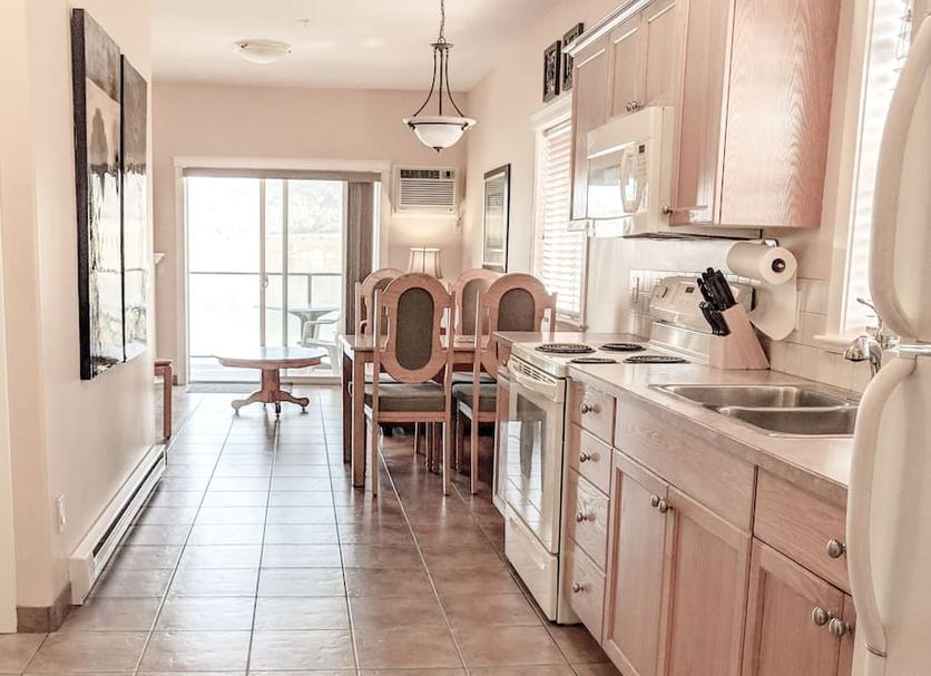 Kitchen Photo