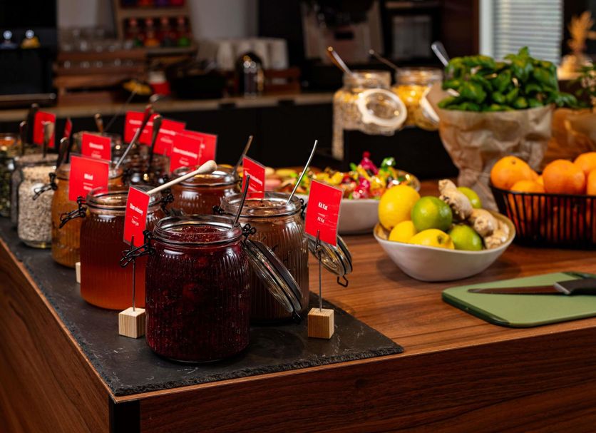 Buffet Photo