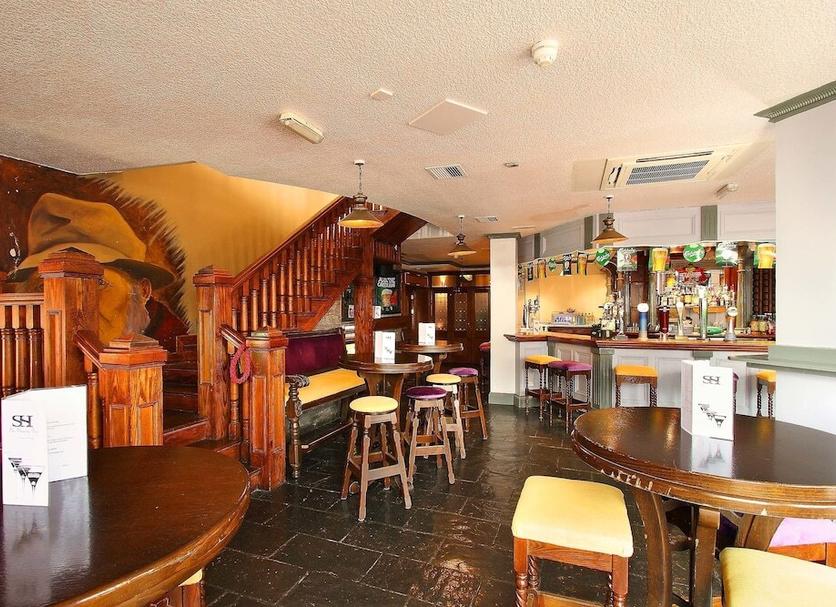 Bar Photo