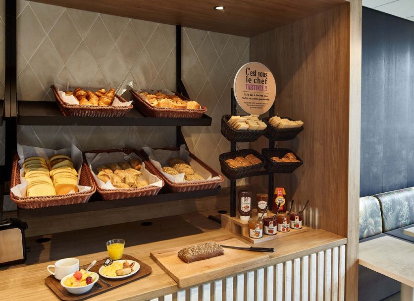 Buffet Photo