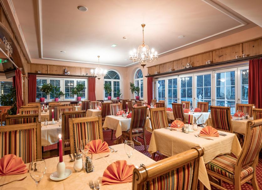 Restaurant Photo