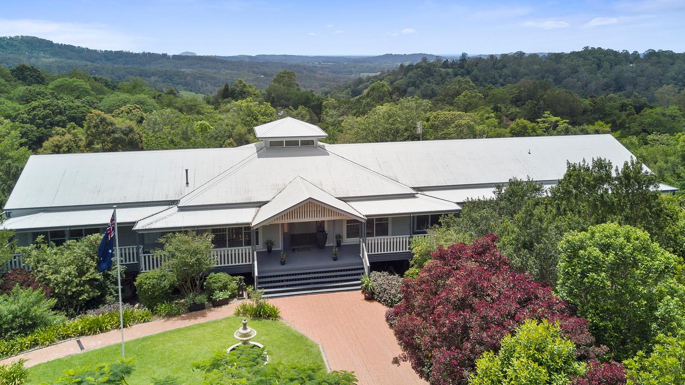 The Country House At Hunchy Montville