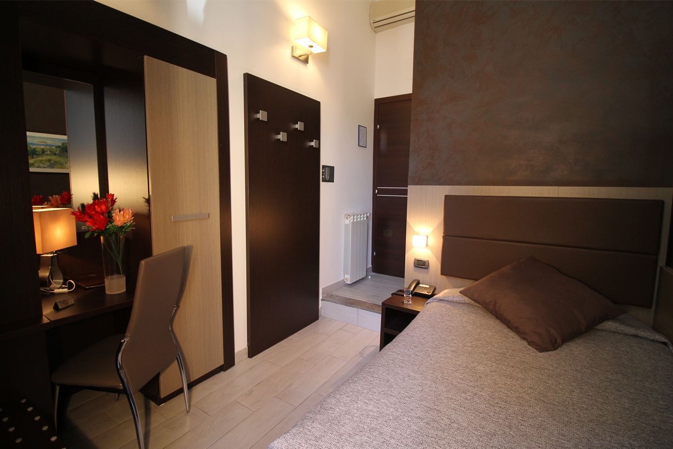 Room amenity