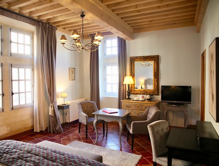 Room amenity
