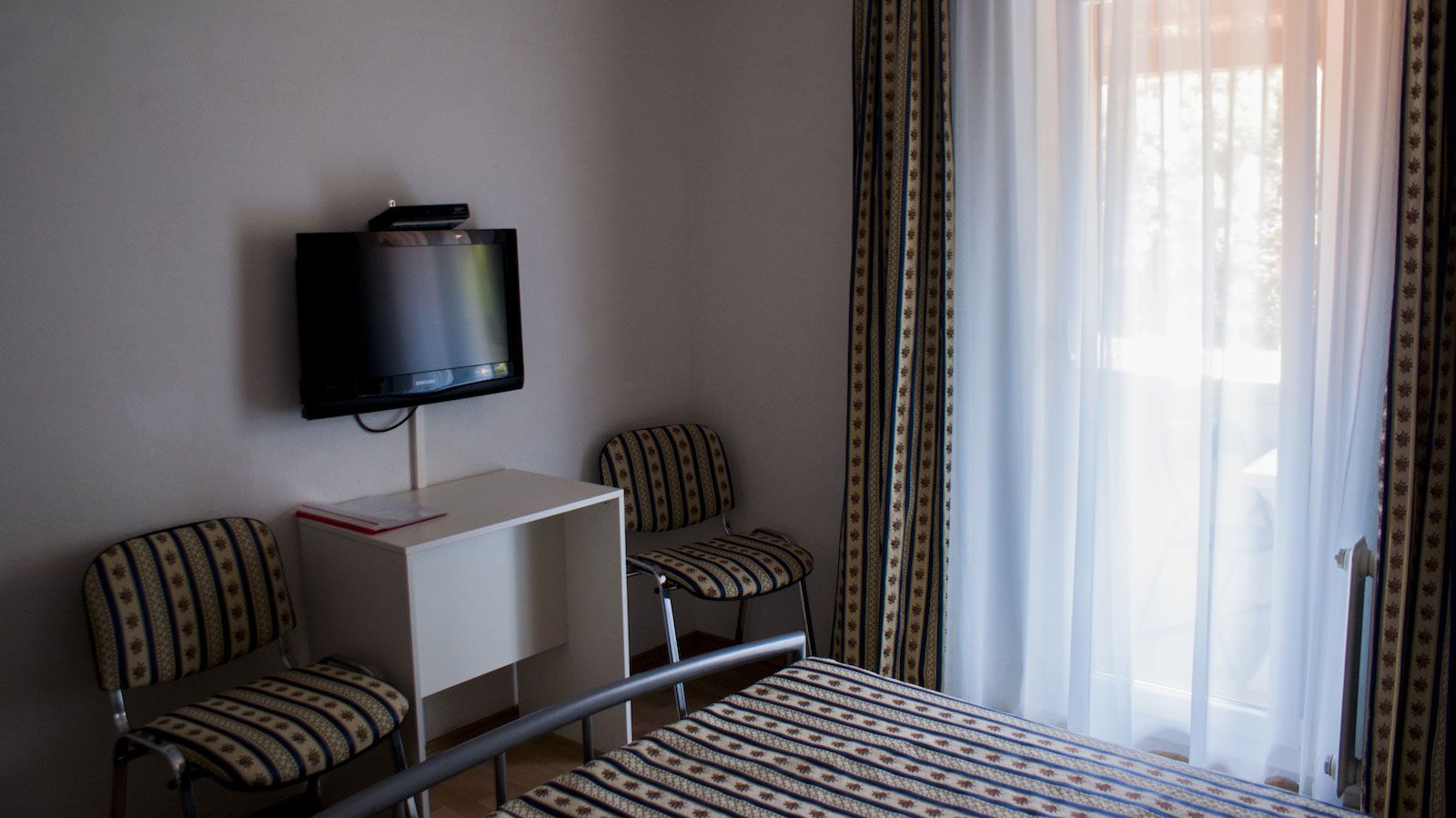 Room amenity
