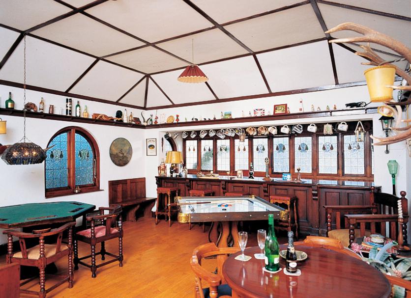 Bar Photo