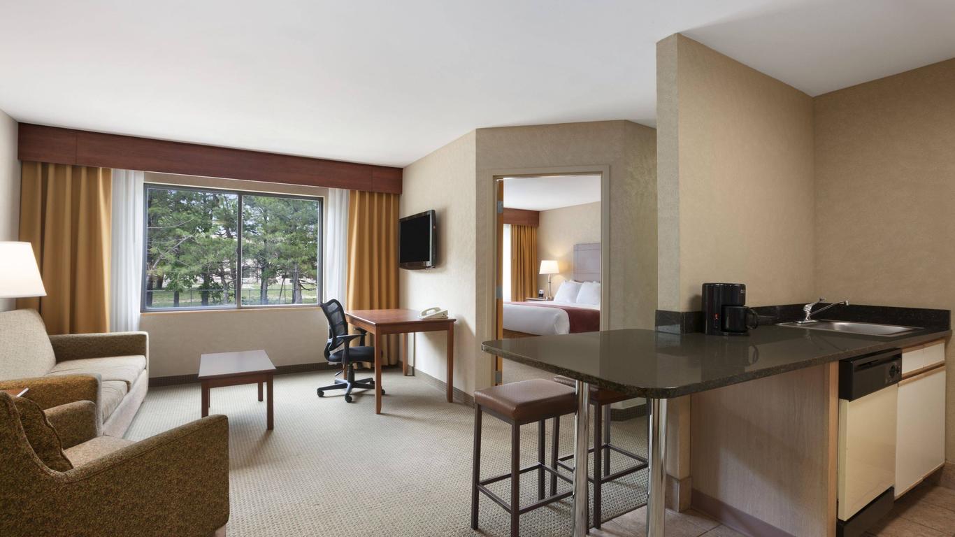 Ramada by Wyndham Toms River