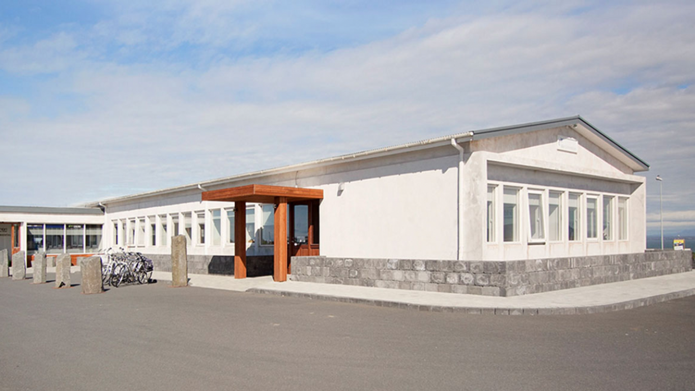 KEF Guesthouse by Keflavík airport