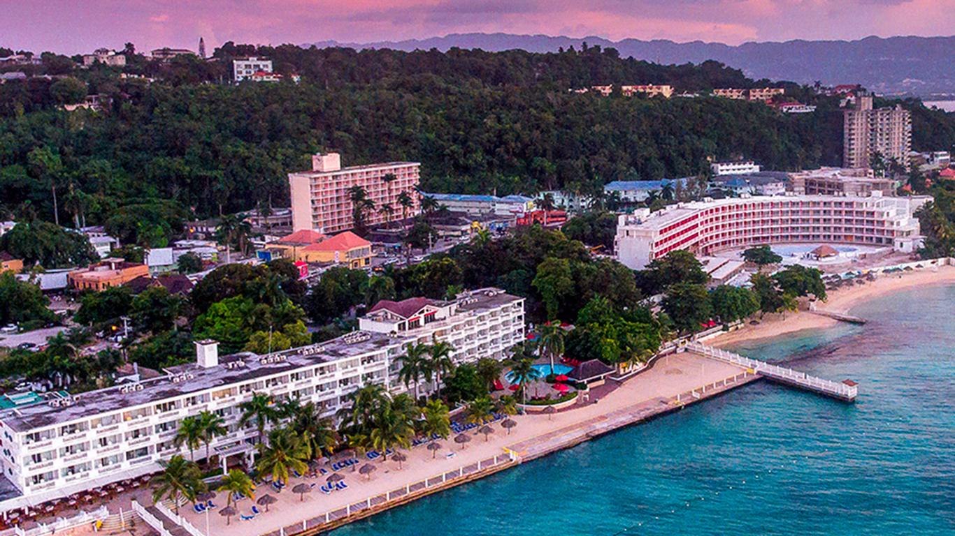 Royal Decameron Montego Beach