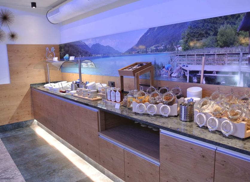 Buffet Photo