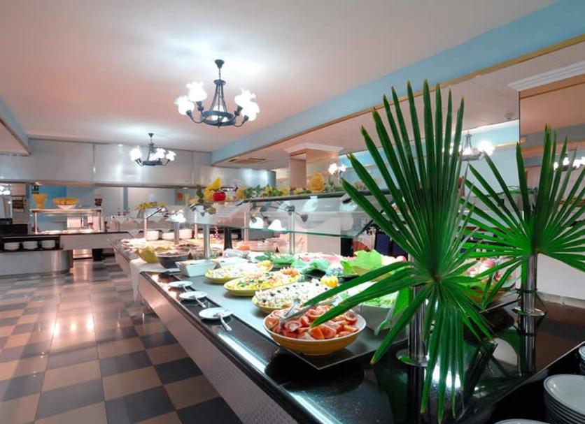 Buffet Photo