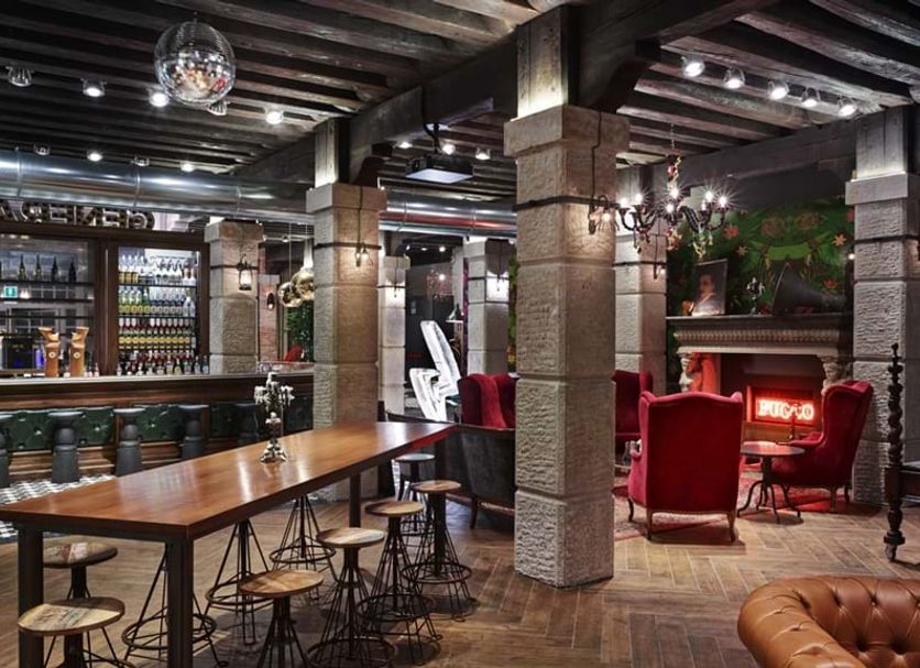 Bar Photo
